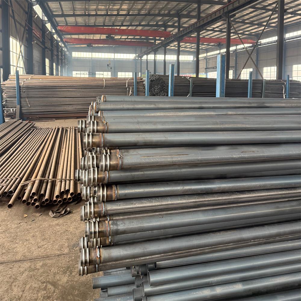 宝益德钢管安阳市销售处 厂区及加工车间